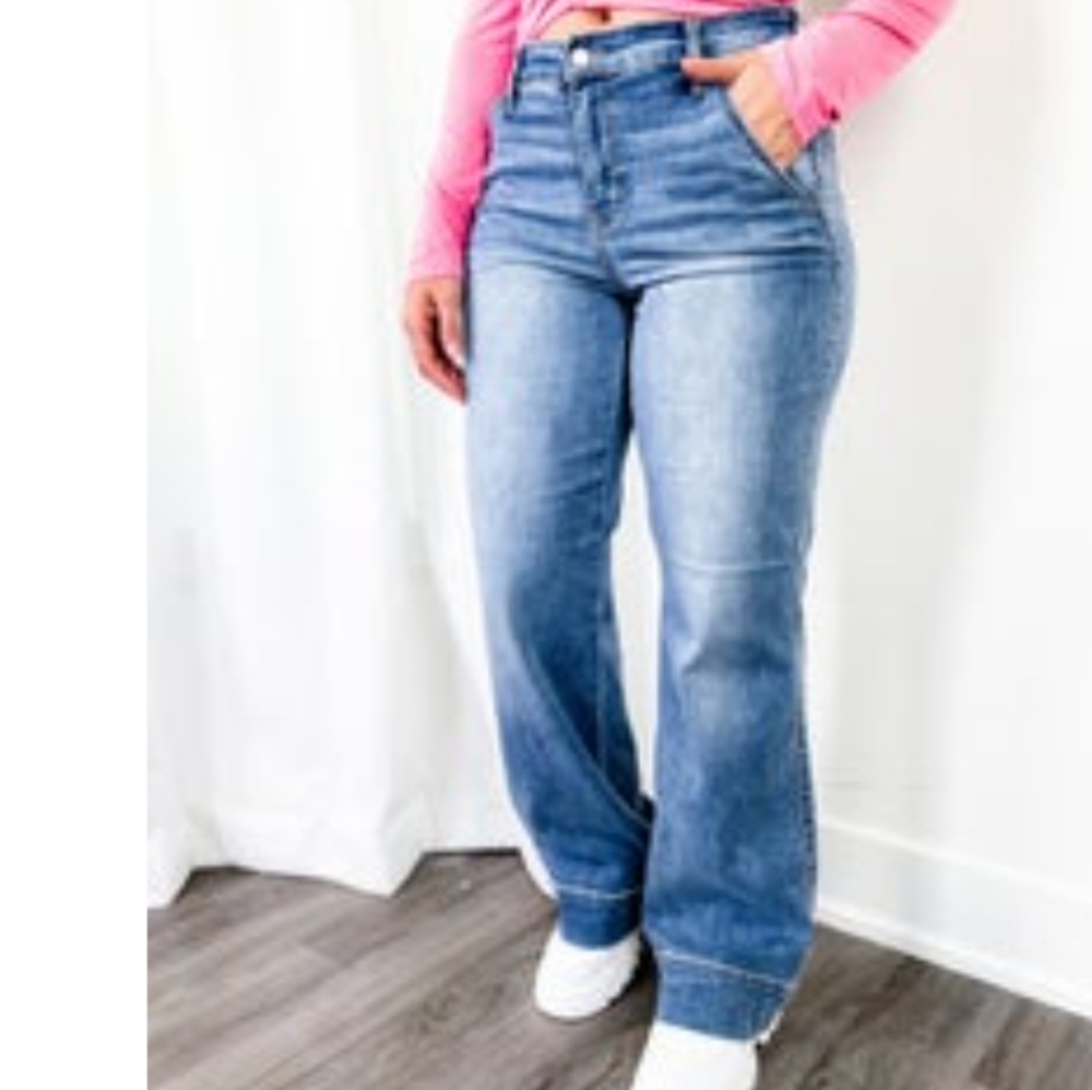 Judy Blue Wide Leg Jeans